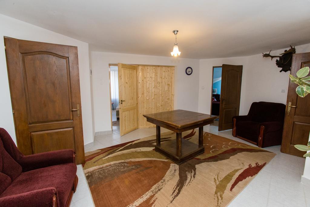 Casa Tudor Turda Ruang foto