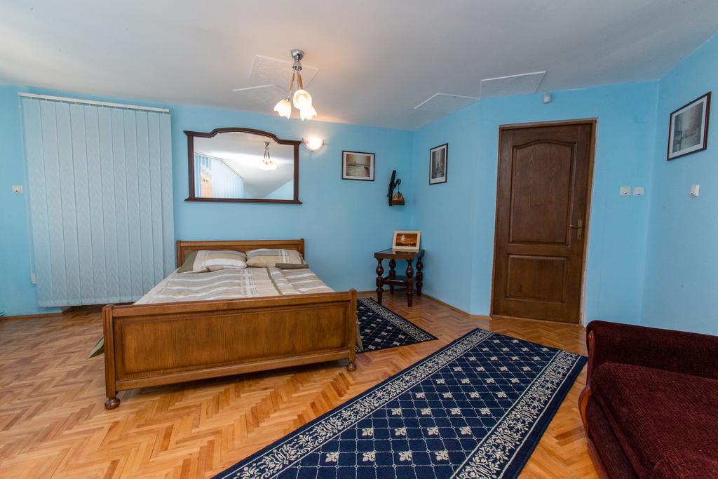 Casa Tudor Turda Ruang foto